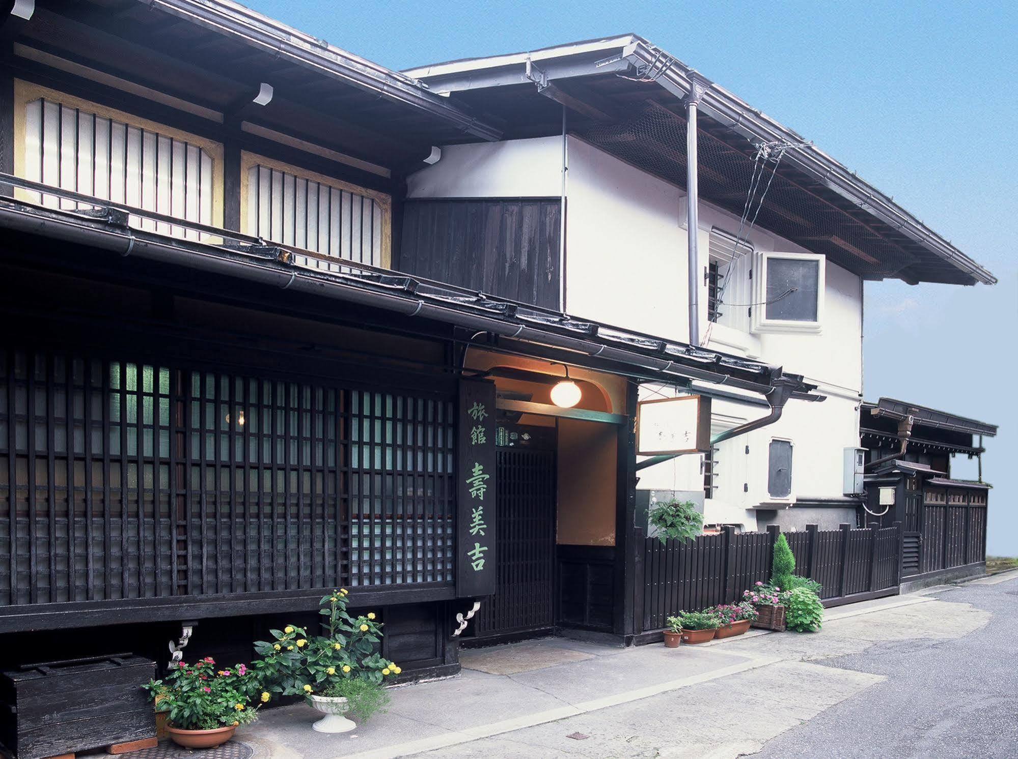 Sumiyoshi Ryokan Takayama  Dış mekan fotoğraf